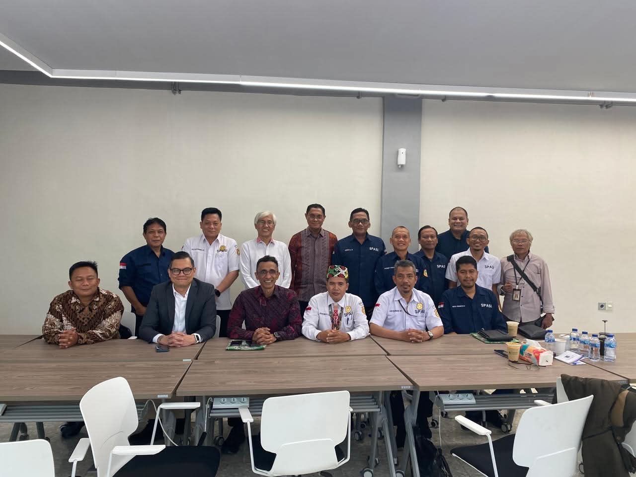 Advokat Tidak Boleh Sendiri, SPASI dan PERADI RBA Perkuat Solidaritas Pembela Hukum