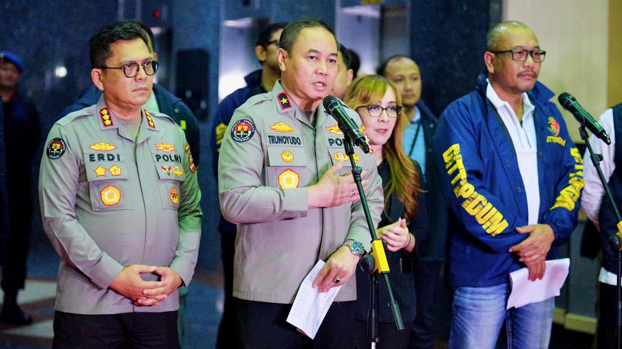 Bareskrim Polri Bongkar Judi Online Internasional di Jakarta Barat, 321 WNA Diamankan