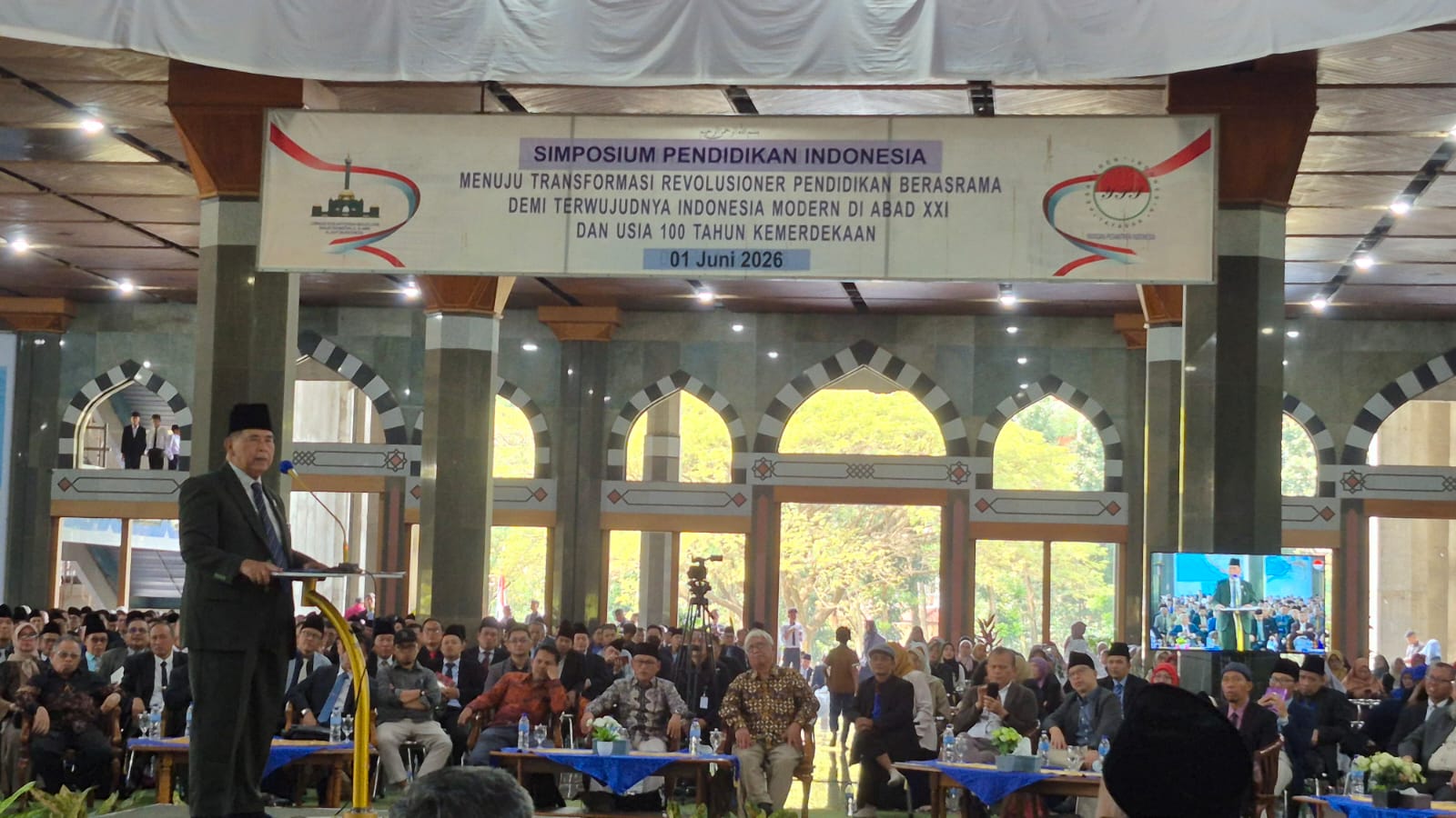 Puluhan Guru Besar Rumuskan Peta Jalan Pendidikan Nasional dari Indramayu