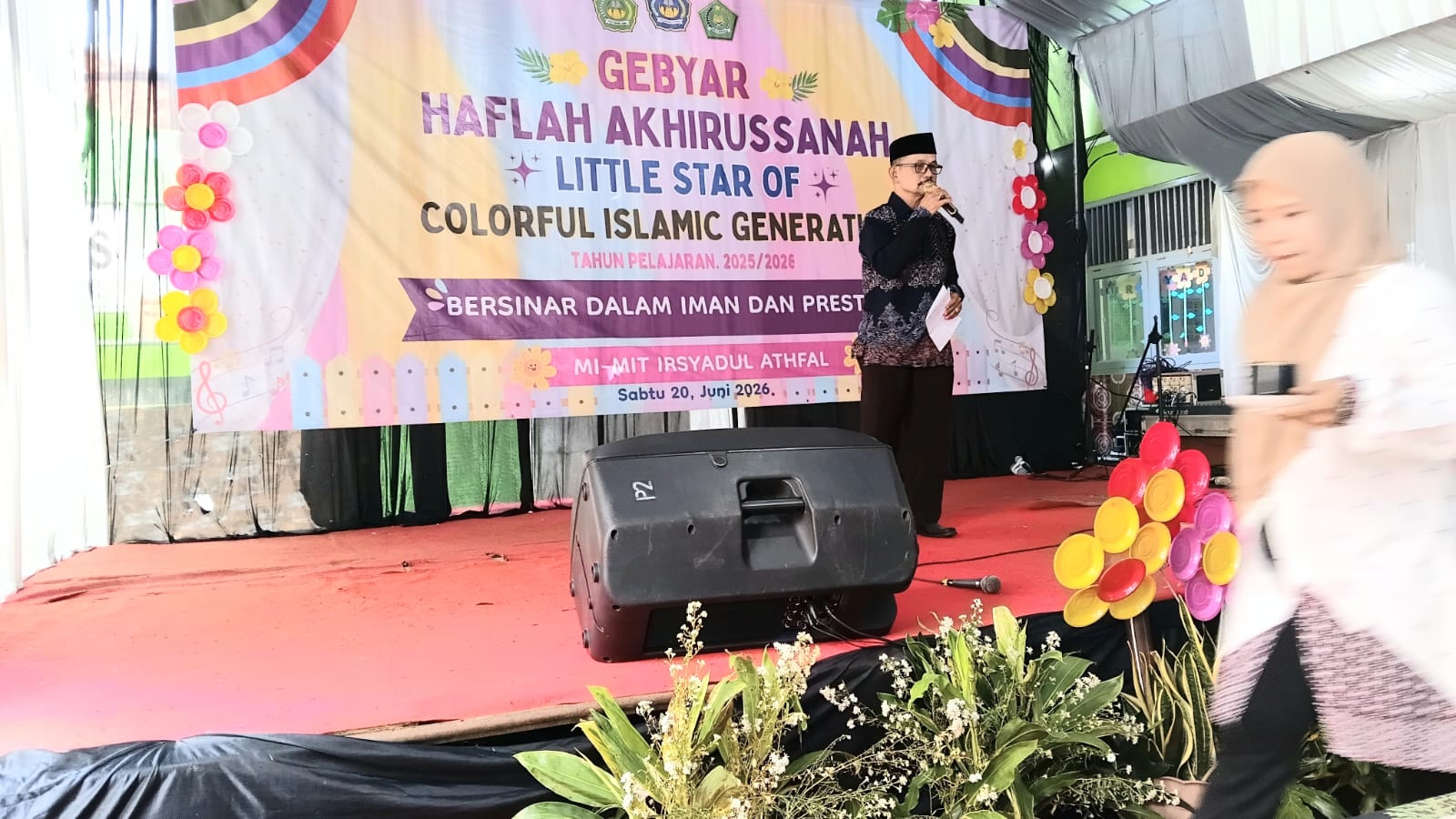 Lurah Pondok Jaya Dorong Peningkatan Akses Pendidikan dan Kemandirian Siswa di Momen Kelulusan